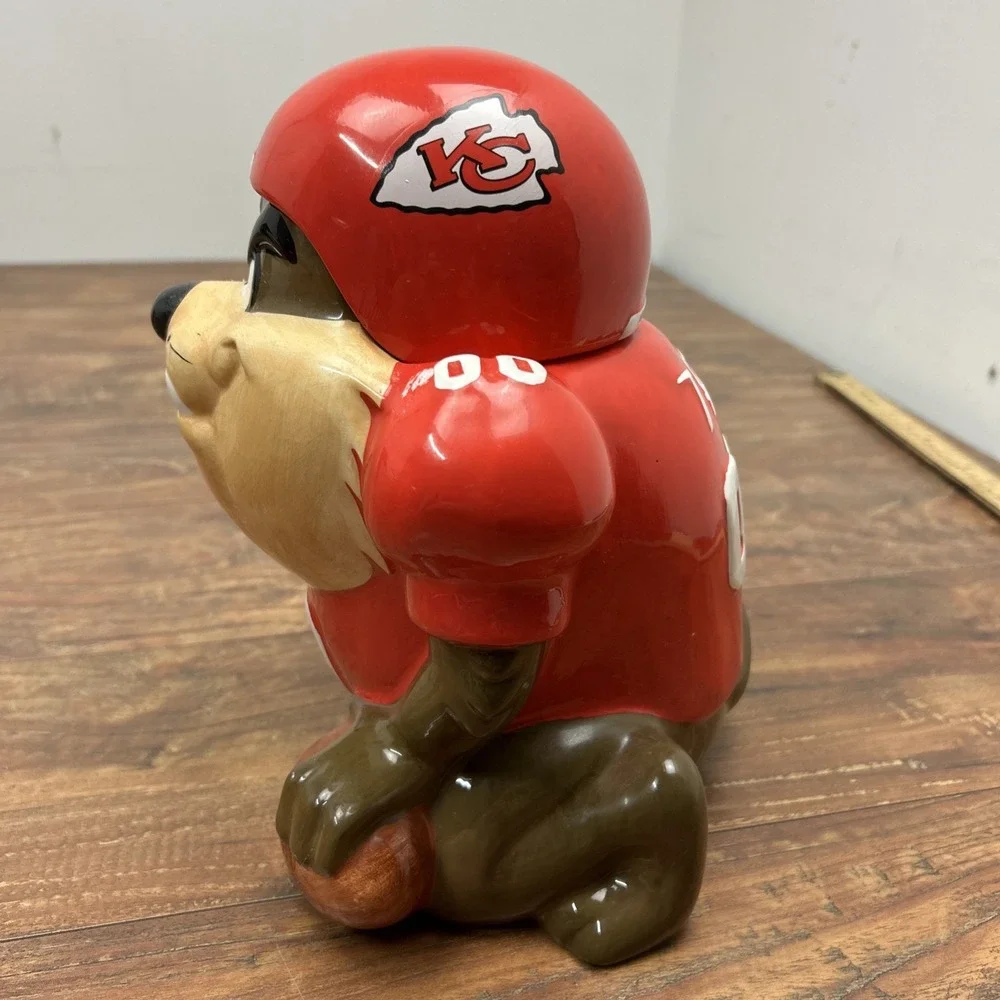 Vtg 1994 Looney Tunes Tazmanian‎ Devil Taz Kansas City Chiefs NFL  Cookie Jar